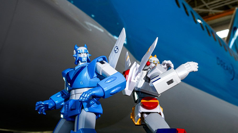 Korean Air (KE) + Asiana Airlines (OZ) x Robot Taekwon V Limited Edition Commemorative Figure Set