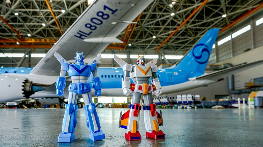 Korean Air (KE) + Asiana Airlines (OZ) x Robot Taekwon V Limited Edition Commemorative Figure Set